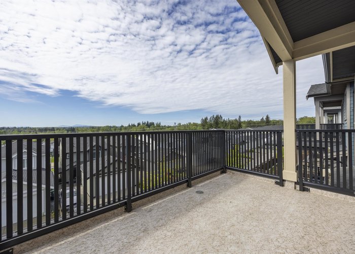 16764 16A Avenue, Surrey, BC V3Z 0T3 |  Photo 11