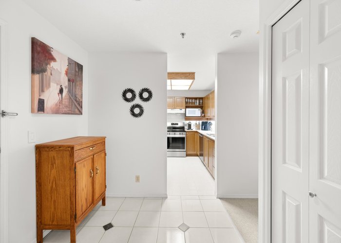410 - 6737 Station Hill Court, Burnaby, BC V3N 4V2 |  Photo 51