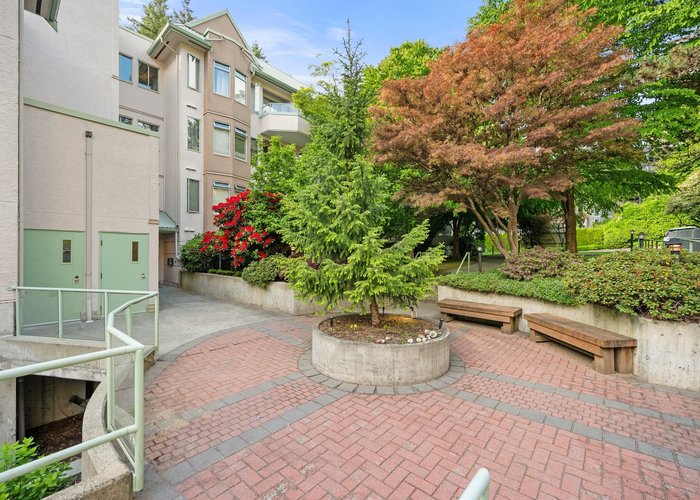 410 - 6737 Station Hill Court, Burnaby, BC V3N 4V2 |  Photo 53