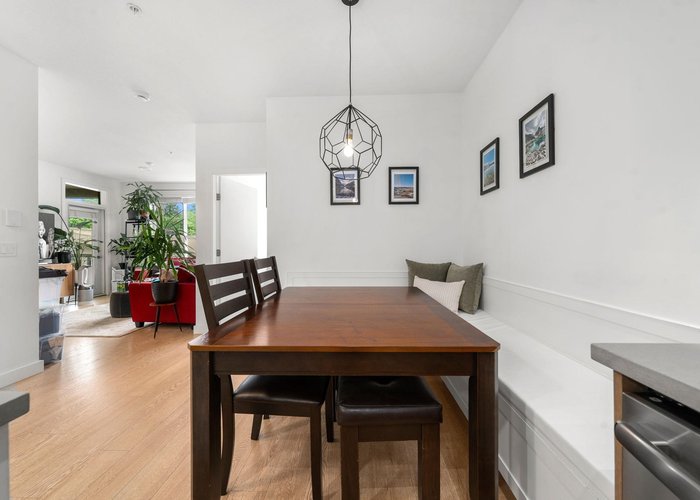 301 - 3205 Mountain Highway, North Vancouver, BC V7K 0A3 |  Photo 49