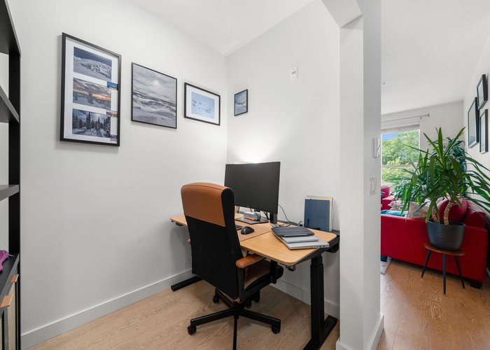 301 - 3205 Mountain Highway, North Vancouver, BC V7K 0A3 |  Photo 58