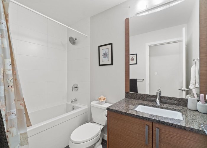 303 - 288 Hampton Street, New Westminster, BC V3M 5L9 |  Photo 32
