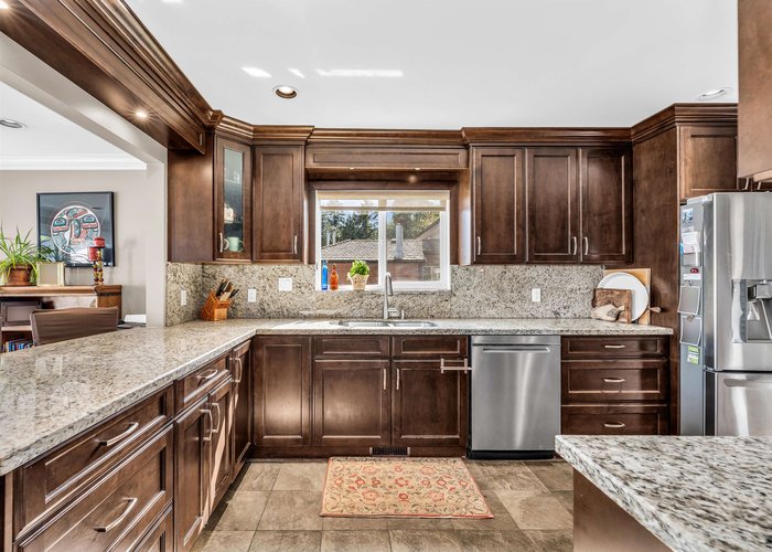 2588 Panorama Drive, North Vancouver, BC V7G 1V5 |  Photo 51