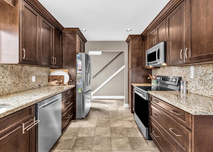 2588 Panorama Drive, North Vancouver, BC V7G 1V5 |  Photo 53