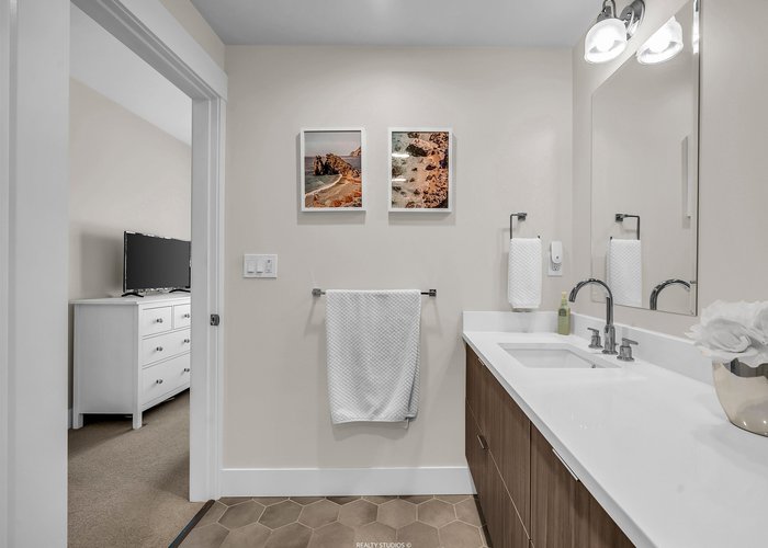 401 - 1496 Charlotte Road, North Vancouver, BC V7J 0C9 |  Photo 57
