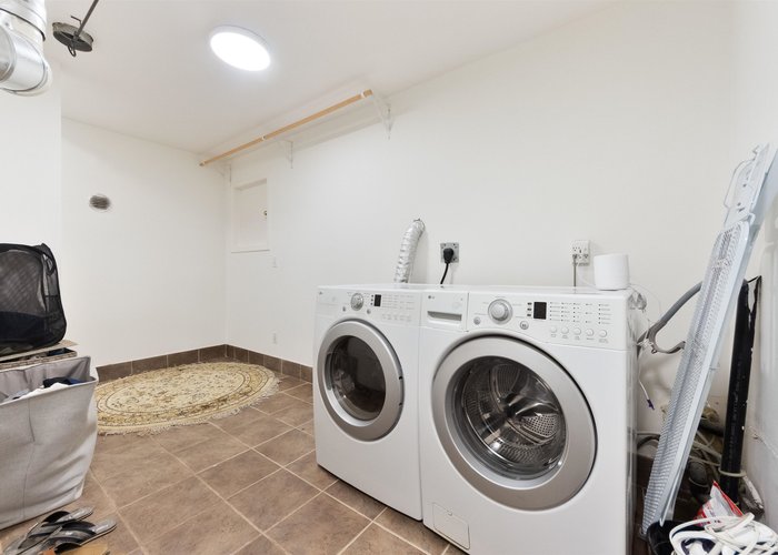 7525 17TH Avenue, Burnaby, BC V3N 1L6 |  Photo 49
