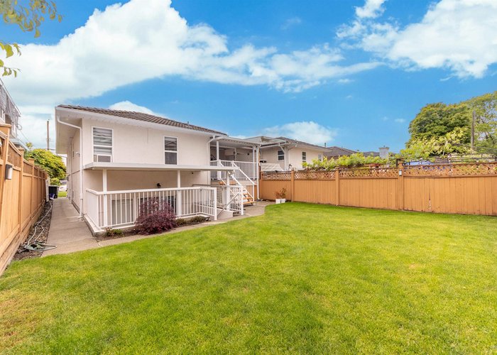 7525 17TH Avenue, Burnaby, BC V3N 1L6 |  Photo 53