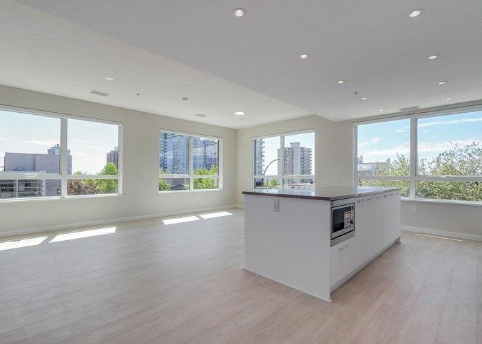 304 - 110 17TH Street, North Vancouver, BC V5V 1A1 |  Photo 13
