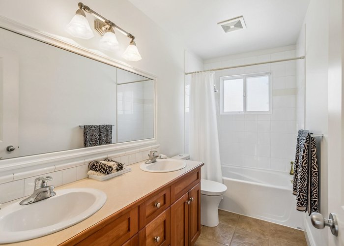 954 Tudor Avenue, North Vancouver, BC V7R 1X7 |  Photo 51