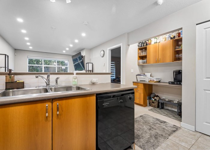 203 - 14885 105 Avenue, Surrey, BC V3R 2V6 |  Photo 31