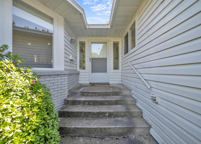 1953 158A Street, Surrey, BC V4A 8G9 |  Photo 37