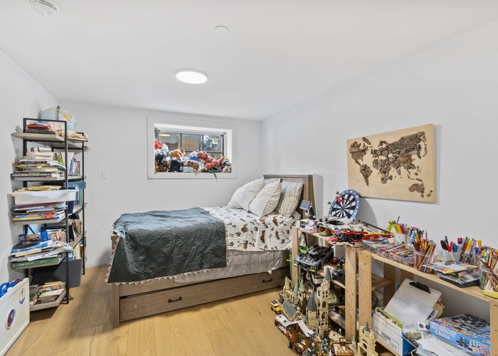 2072 Kitchener Street, Vancouver, BC V5L 2W8 |  Photo 50