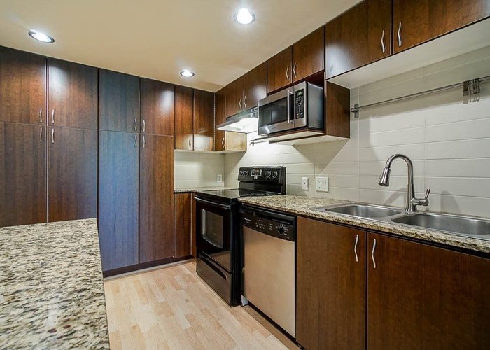 210 - 9232 University Crescent, Burnaby, BC V5A 0A3 |  Photo 17