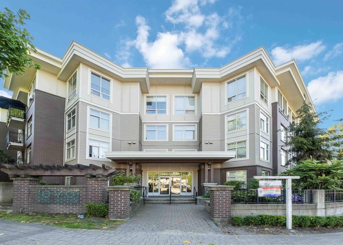 215 - 13555 Gateway Drive, Surrey, BC V3T 0B5 |  Photo 5