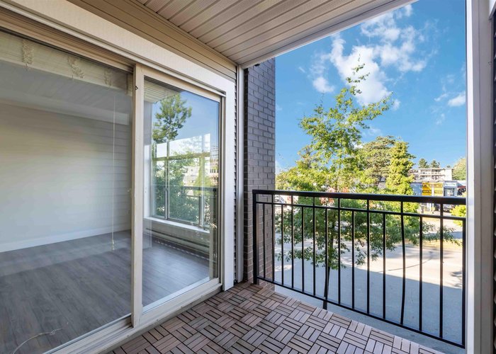 215 - 13555 Gateway Drive, Surrey, BC V3T 0B5 |  Photo 13