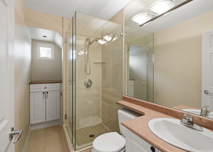 203 6TH Street, North Vancouver, BC V7M 1K7 |  Photo 54