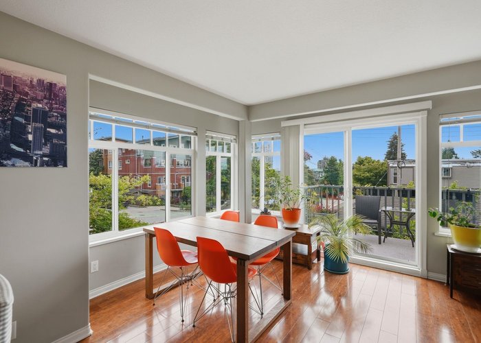 203 6TH Street, North Vancouver, BC V7M 1K7 |  Photo 56