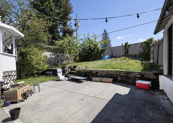 4378 Briarwood Crescent, Burnaby, BC V5G 2M6 |  Photo 55