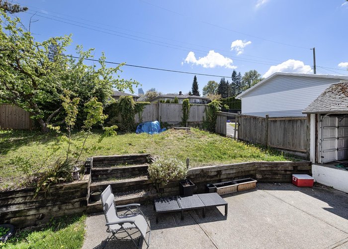 4378 Briarwood Crescent, Burnaby, BC V5G 2M6 |  Photo 56