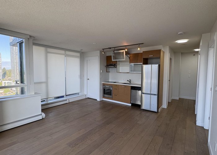 2110 - 10777 University Drive, Surrey, BC V3T 0E6 |  Photo 15