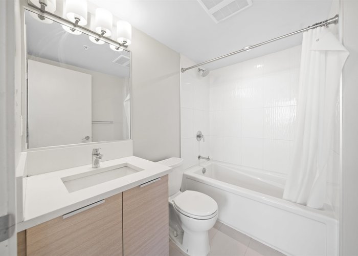 1801 - 13303 Central Avenue, Surrey, BC V3T 0K6 |  Photo 35