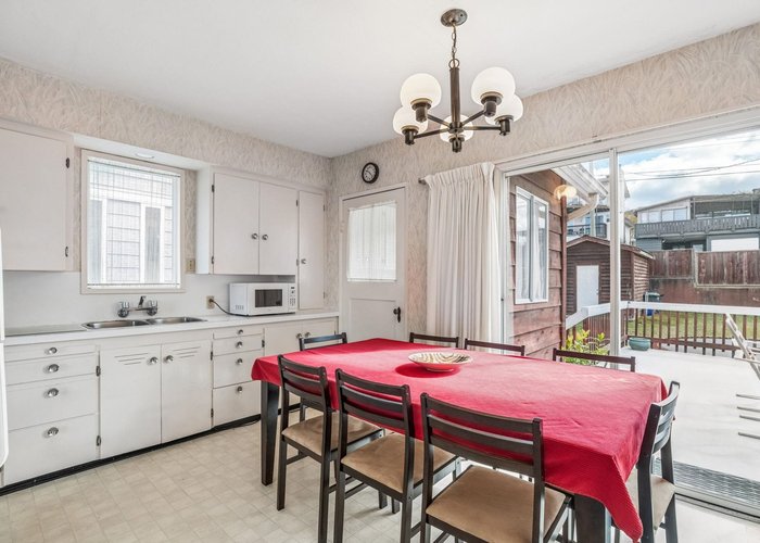 16 Hythe Avenue, Burnaby, BC V5B 1G4 |  Photo 45