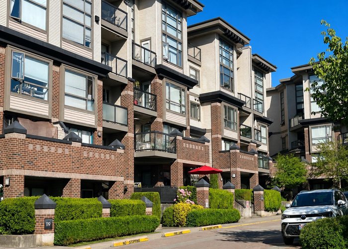434 - 10838 City Parkway, Surrey, BC V3T 5X9 |  Photo 32