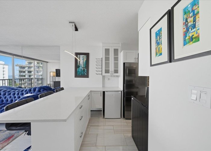 802 - 1251 Cardero Street, Vancouver, BC V6G 2H9 |  Photo 42