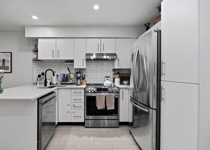C2 - 332 Lonsdale Avenue, North Vancouver, BC V7M 3M5 |  Photo 37