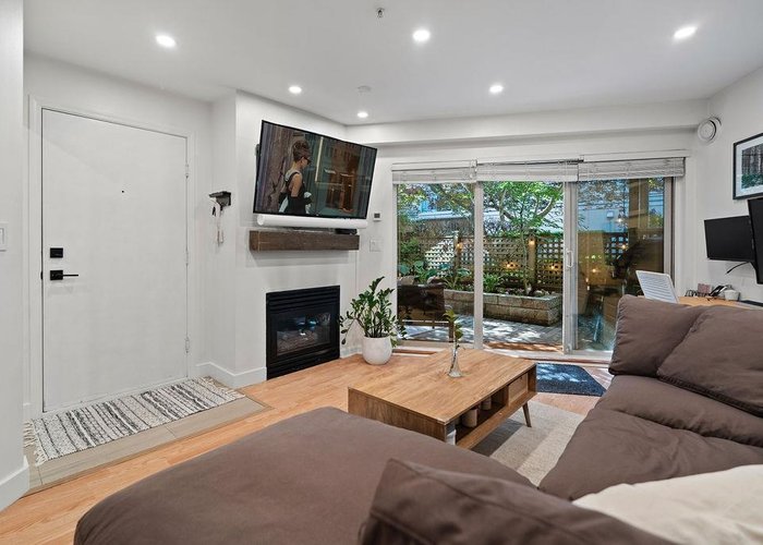 C2 - 332 Lonsdale Avenue, North Vancouver, BC V7M 3M5 |  Photo 29