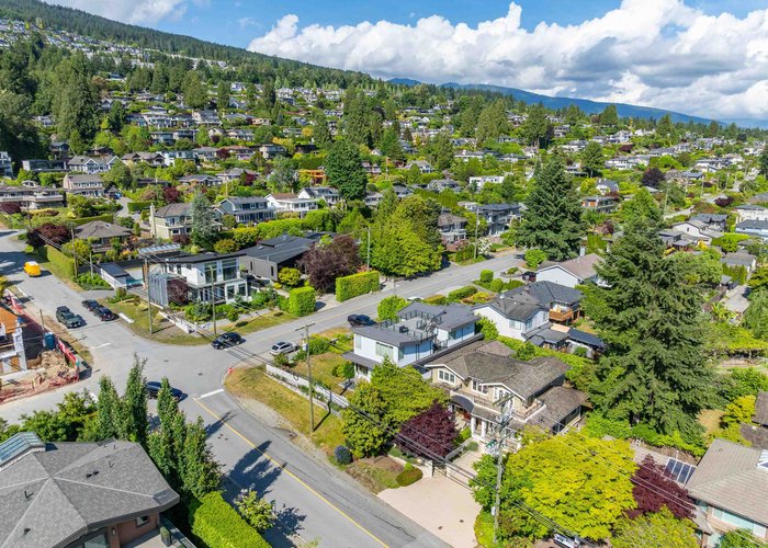 1450 25TH Street, West Vancouver, BC V7V 4J5 |  Photo 43