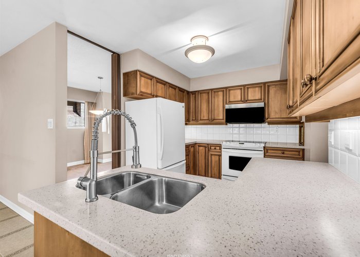 1110 Lodge Road, North Vancouver, BC V7R 1W8 |  Photo 46