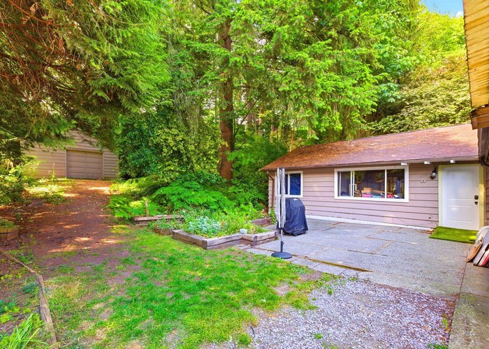 1463 Avonlynn Crescent, North Vancouver, BC V7J 2V2 |  Photo 32