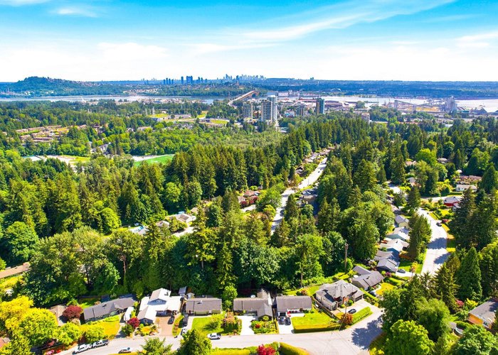 1463 Avonlynn Crescent, North Vancouver, BC V7J 2V2 |  Photo 41