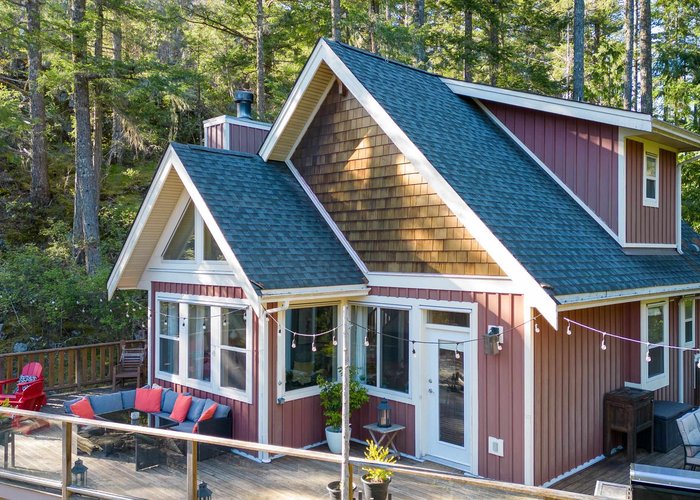 13555 Lee Road, Garden Bay, BC V0N 1S1 |  Photo 34