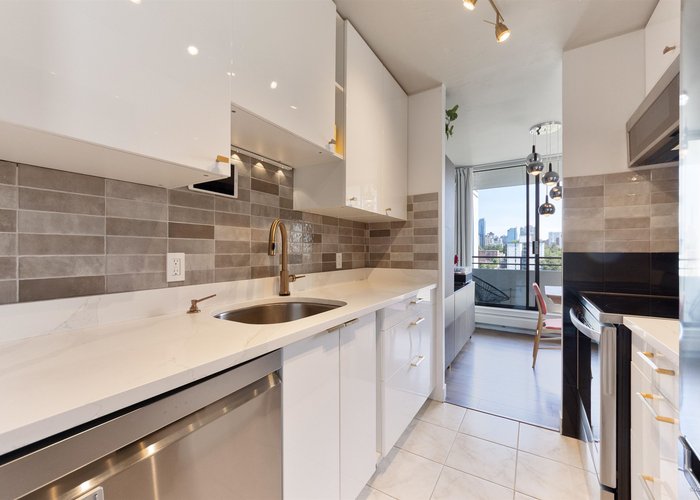 1501 - 1725 Pendrell Street, Vancouver, BC V6G 2X7 |  Photo 35