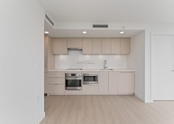 802 - 13675 107A Avenue, Surrey, BC V3T 0X3 |  Photo 21