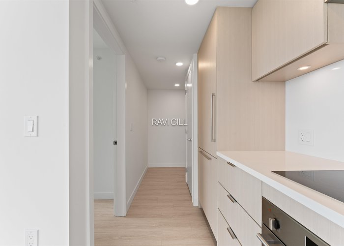 802 - 13675 107A Avenue, Surrey, BC V3T 0X3 |  Photo 24