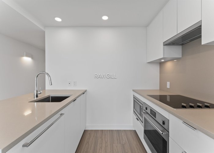 3003 - 13675 107A Avenue, Surrey, BC V3T 0X3 |  Photo 14