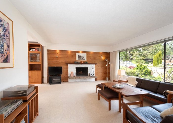 4057 Violet Street, North Vancouver, BC V7G 1E4 |  Photo 42