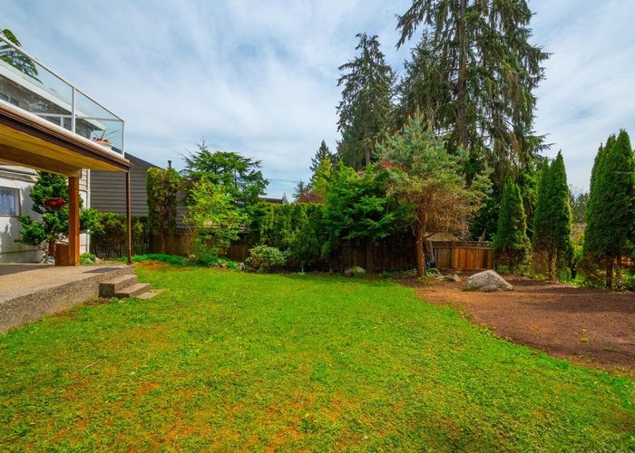 4057 Violet Street, North Vancouver, BC V7G 1E4 |  Photo 38