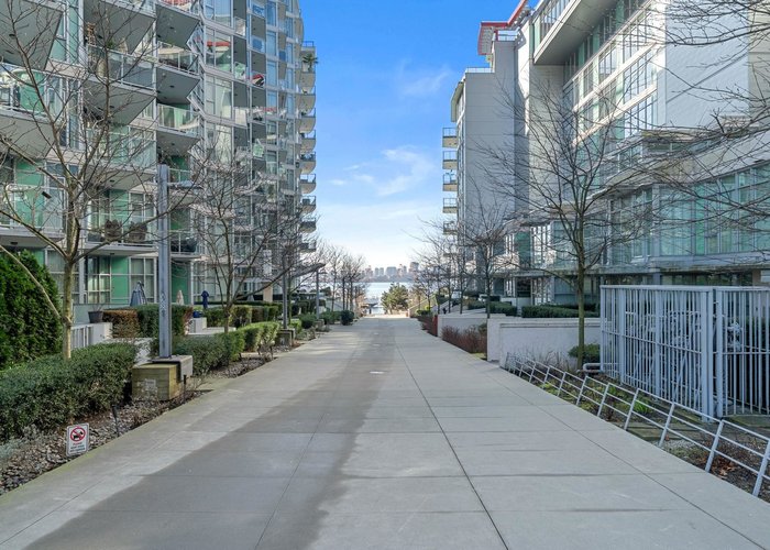 808 - 199 Victory Ship Way, North Vancouver, BC V7L 0B2 |  Photo 12