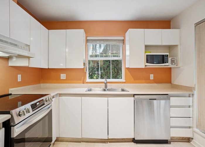 102 - 1199 Westwood Street, Coquitlam, BC V3B 7P6 |  Photo 15