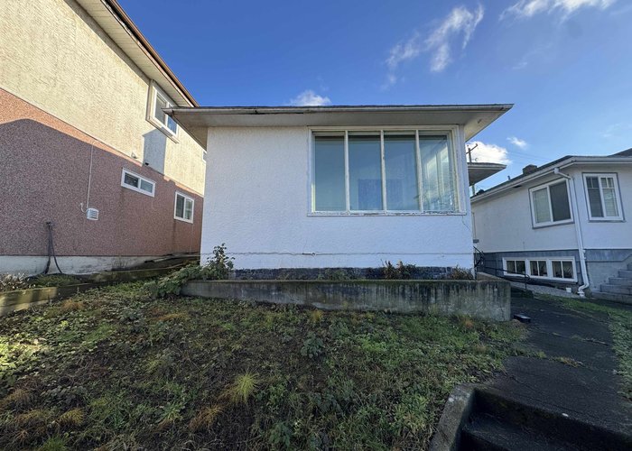 7654 Fraser Street, Vancouver, BC V5X 3W8 |  Photo 1