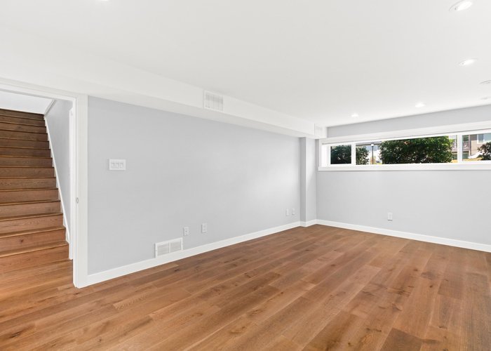 219 26TH Street, North Vancouver, BC V7N 1A7 |  Photo 60
