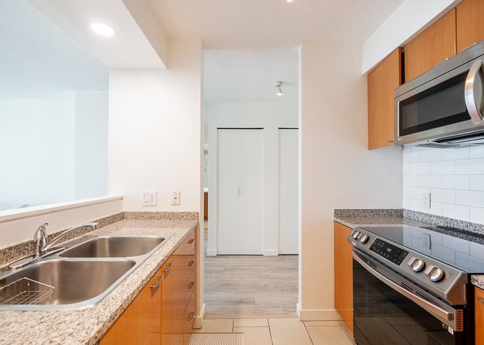 1803 - 1200 Georgia Street, Vancouver, BC V6E 4R2 |  Photo 43