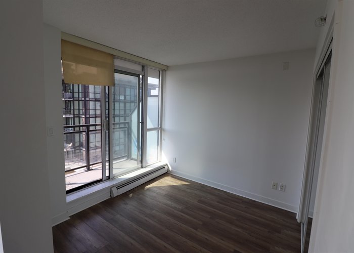 1906 - 10777 University Drive, Surrey, BC V3T 0E6 |  Photo 43