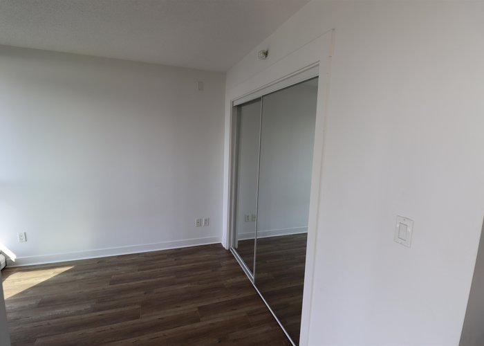1906 - 10777 University Drive, Surrey, BC V3T 0E6 |  Photo 44