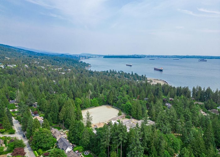 4621 Caulfeild Drive, West Vancouver, BC V7W 1E9 |  Photo 75