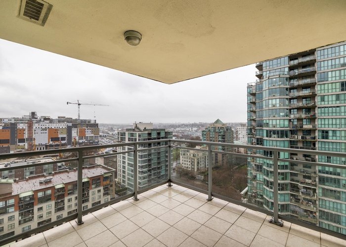 1703 - 120 Milross Avenue, Vancouver, BC V6A 4K7 |  Photo 31